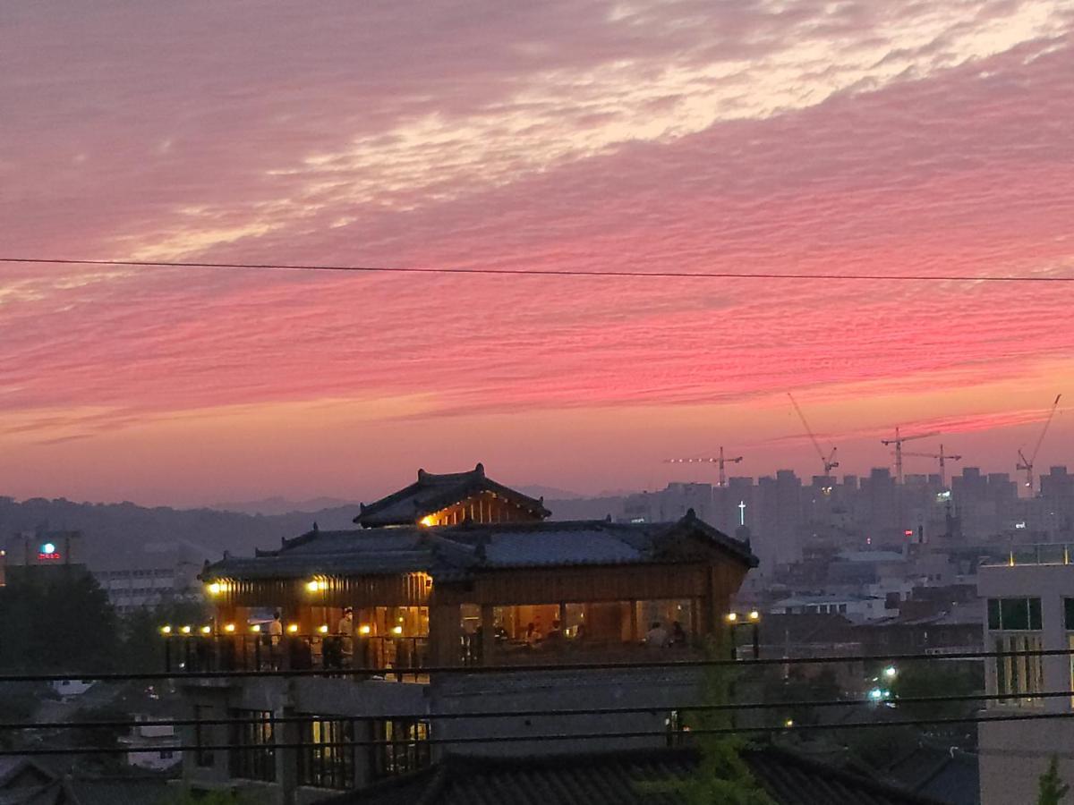 The Jeongga Hostel จอนจู ภายนอก รูปภาพ